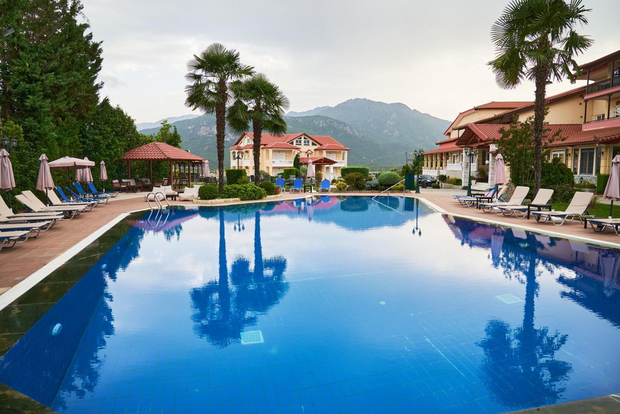 Famissi Suites 1 Kalambaka Exteriér fotografie
