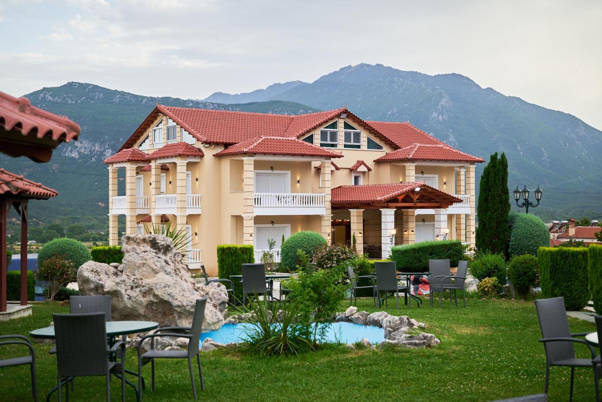 Famissi Suites 1 Kalambaka Exteriér fotografie