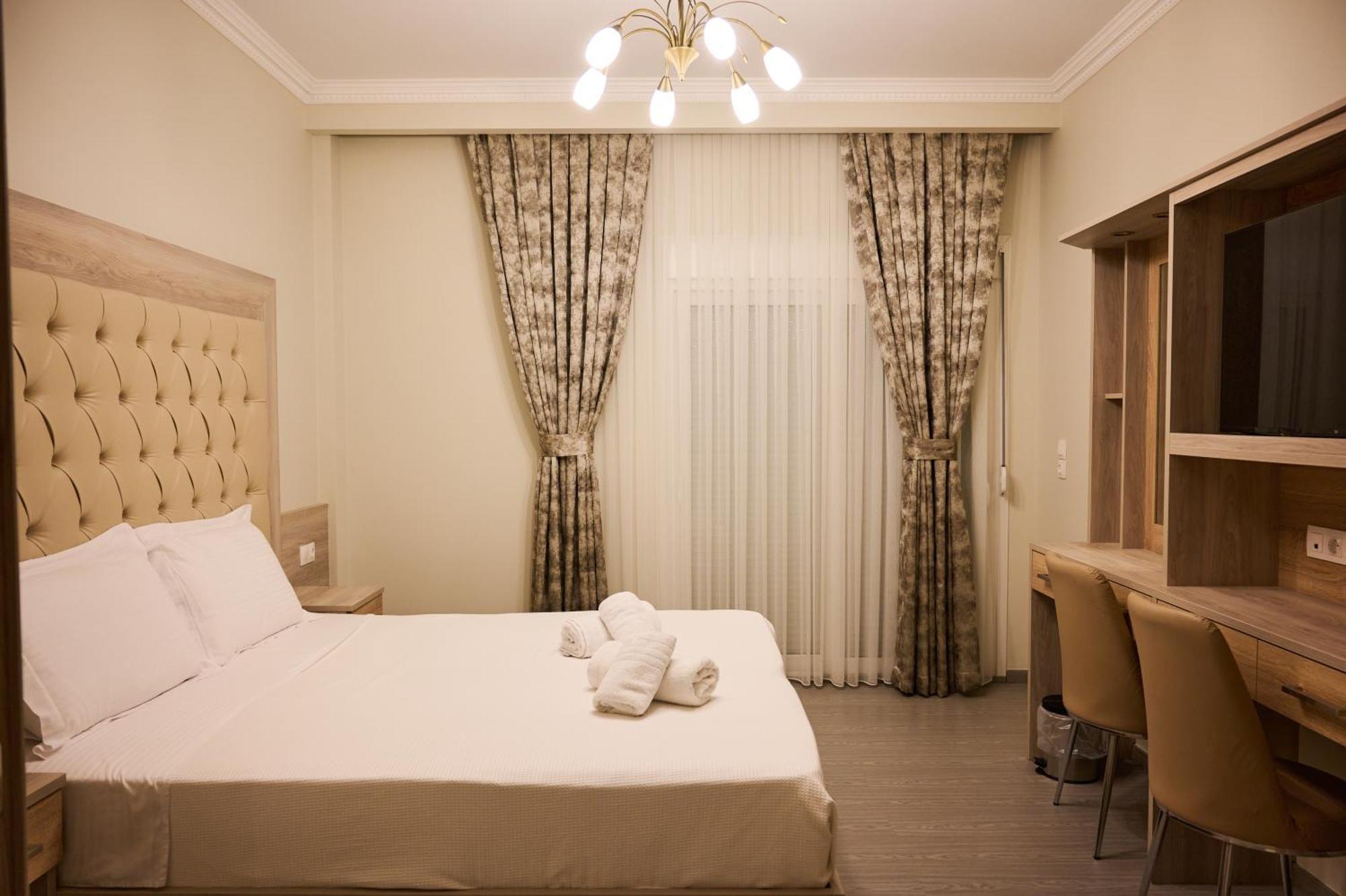 Famissi Suites 1 Kalambaka Exteriér fotografie