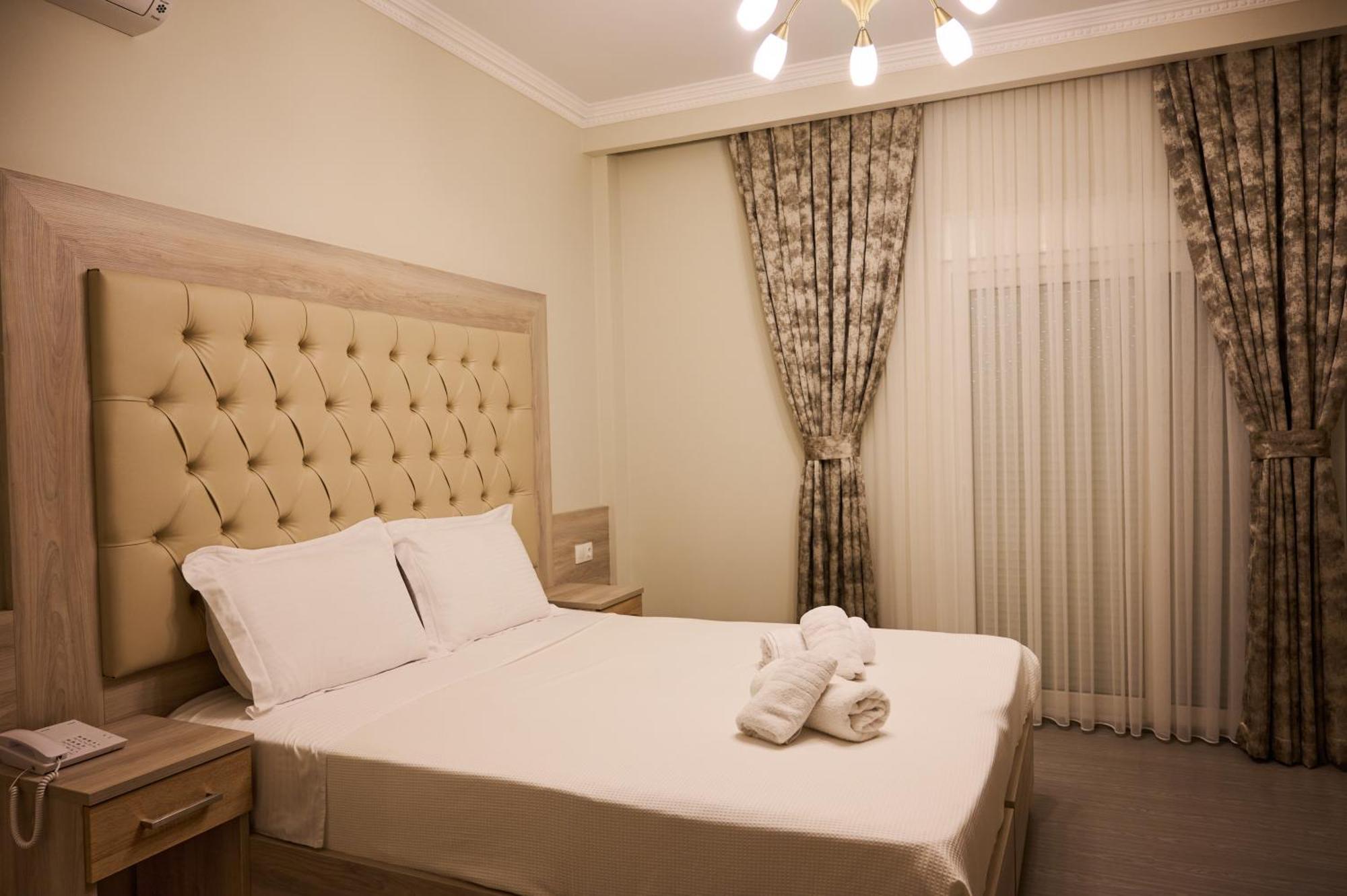 Famissi Suites 1 Kalambaka Exteriér fotografie