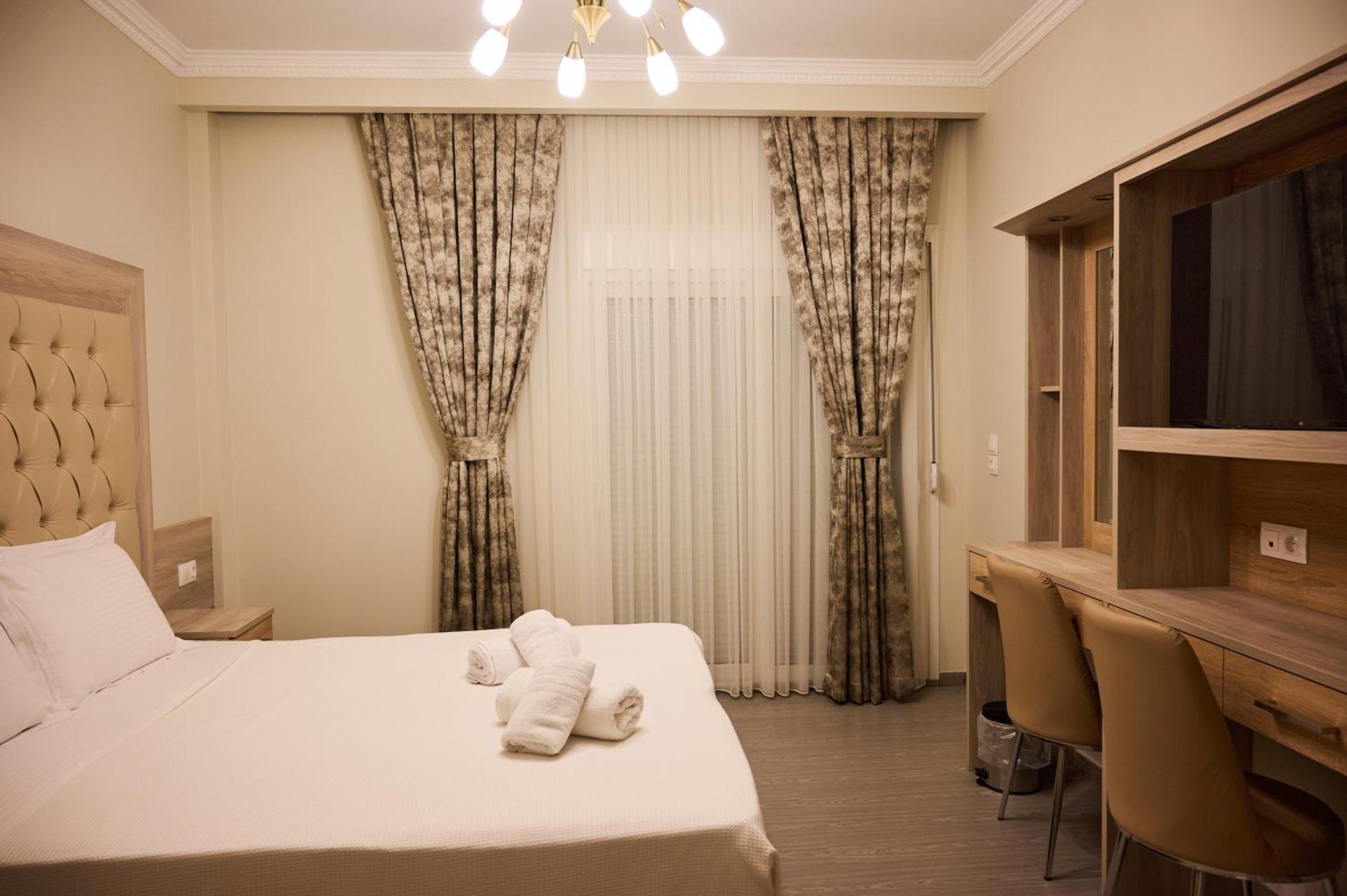 Famissi Suites 1 Kalambaka Exteriér fotografie